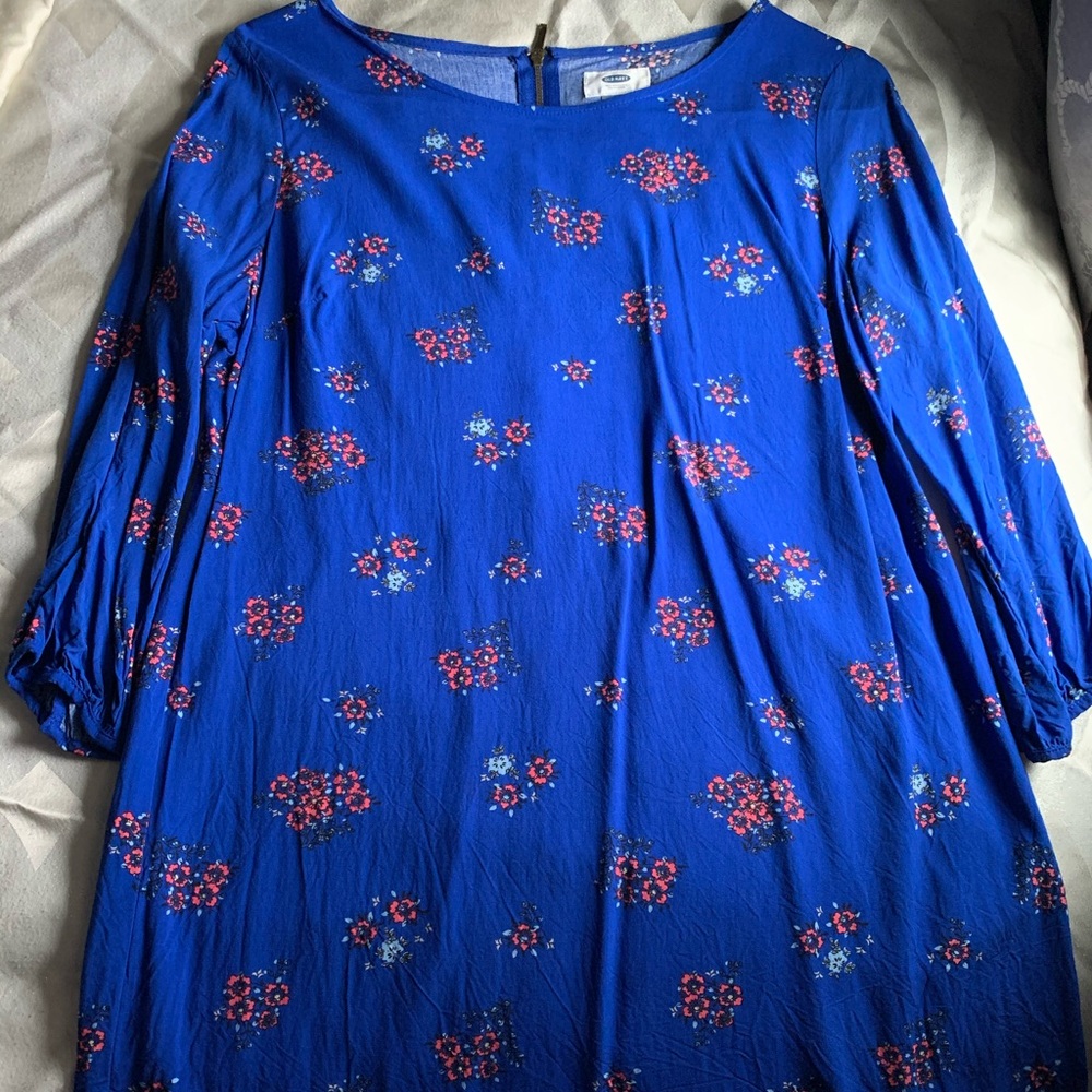 Blue floral shift dress